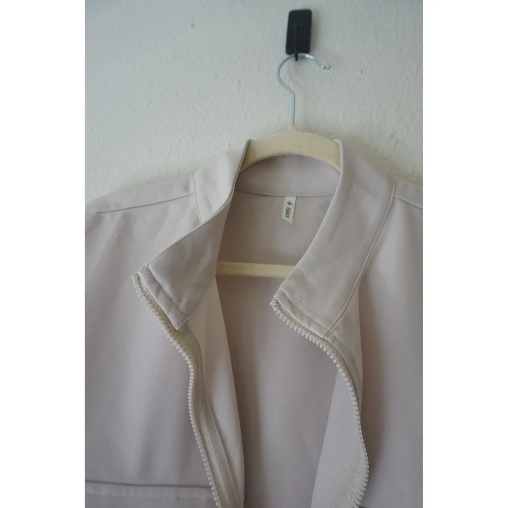 Halara Utility Jacket Minimalist Safari Gorpcore Beige Small NWT - Picture 6 of 7